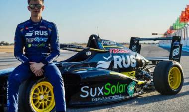 Rosario tiene un piloto de automovilismo que sueña con llegar al TC y que es embajador del CReAR
