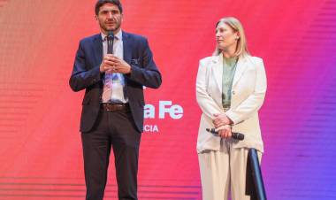 Pullaro: “En Santa Fe se puso y se hizo todo lo necesario para estar preparados como nunca para enfrentar el dengue”