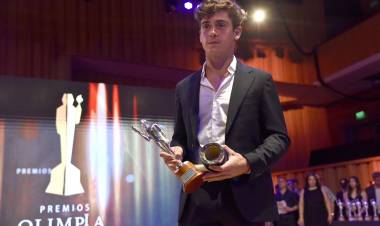 Franco Colapinto y Dibu Martínez fueron Olimpia de oro compartido