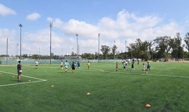 El óvalo central del Hipódromo suma canchas de fútbol y amplía su oferta deportiva 