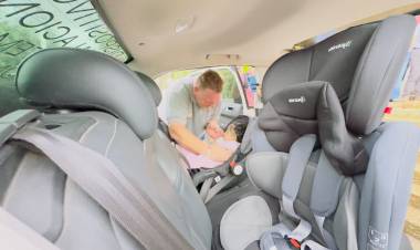 Operativo Verano: Provincia entrega sillas para el traslado seguro de niños