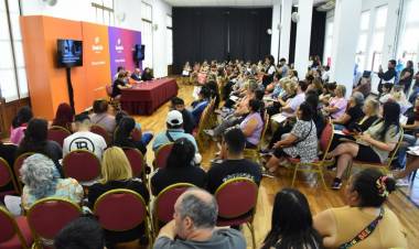 Provincia entregó 230 créditos del programa Banco Solidario