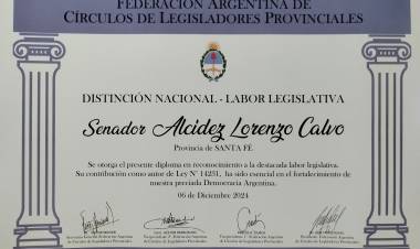 Reconocimiento nacional a la actividad legislativa del senador Alcides Calvo