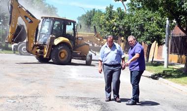 Poletti: “En enero vamos a intensificar el Plan Integral de Bacheo”