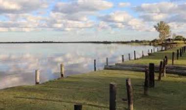 Se entregaron importantes aportes provinciales para el proyecto de  Laguna La Verde