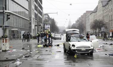 Atropello masivo en Munich, buscan determinar si fue unataque terrorista