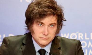 El presidente promocionó una cripto moneda en sus redes y luego dio marcha atrás