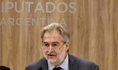 Mirabella: "Todo lo que Milei diga o haga es como presidente, no como un ciudadano común"