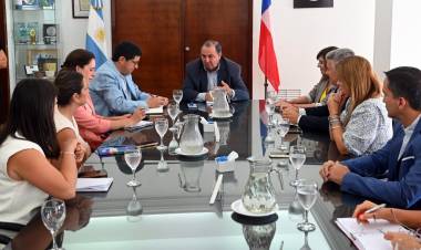 Municipio y CEPAL buscan concretar el proyecto de la Costanera del Oeste