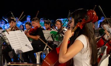 La Municipalidad tiene cinco convocatorias culturales abiertas para todas las edades