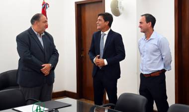 Nuevo Padrinazgo: el Sanatorio Santa Fe pondrá en valor una plaza junto a la Municipalidad