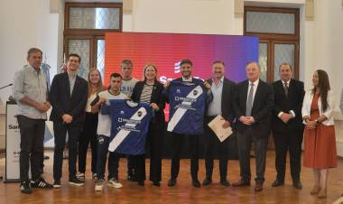 Pullaro anunció la creación de un programa para el financiamiento de infraestructura deportiva para los clubes 