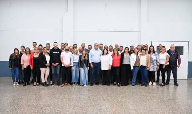 Calvo se reunió con los candidadtos de Unión en el dpto. Castellanos