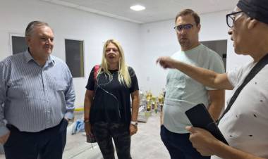 Michlig entregó luminarias LED al Club Central de Ceres