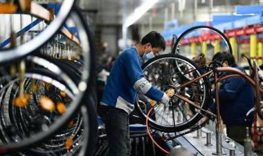 China se mueve en bicicleta, su medio de transporte popular