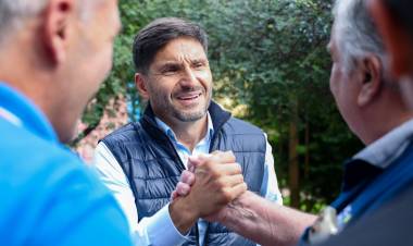 Pullaro recorrió obras que financia el Provincia en el departamento Garay