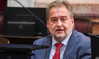 Mirabella: “Milei está abandonando a Santa Fe”