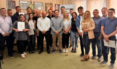 Activa Emprendedor: más de $2.200 millones destinados a fortalecer proyectos santafesinos