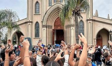 El arzobispo Fenoy sobre la salida de Panigo de la Basílica de Guadalupe: "A veces las decisiones no se entienden en el momento"