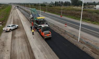 Avanza a buen ritmo la obra del tercer carril de la autopista Rosario-Santa Fe