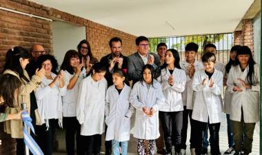 Programa 1000 Aulas: Provincia inauguró tres nuevas en Santo Tomé