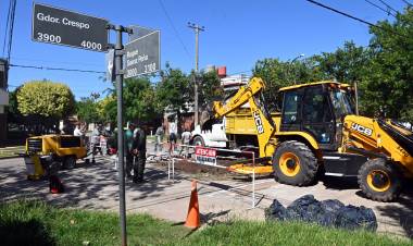 El Municipio licitará la reparación del bache de calle Crespo y Roque Sáenz Peña
