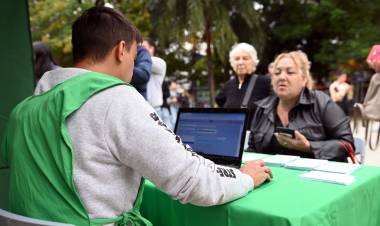 #ModoVacuna: en la primera semana, se vacunaron más de 500 personas