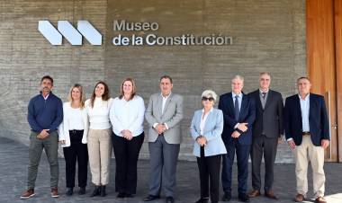 Museo de la Constitución: Poletti recorrió las mejoras junto a miembros de la Fundación Banco Santa Fe