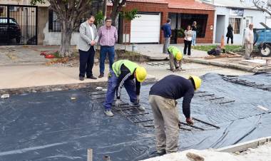 Poletti: “Estamos bacheando los lugares más críticos de la ciudad”