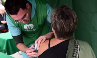 #ModoVacuna: el dispositivo continuará este lunes 19 en la Plaza del Soldado