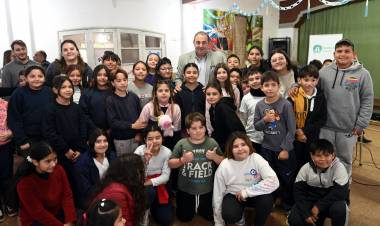 EcoEscuelas: alumnos de 5° grado comienzan a recolectar envases PET