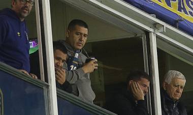 La gestión de Riquelme en Boca, bajo la lupa: de la promesa romántica al peor momento dirigencial en años