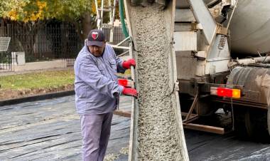 Continúa el Plan de Pavimentación en Santo Tomé