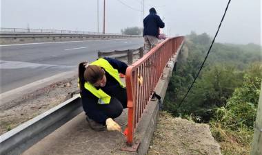 Tareas de mantenimiento de Vialidad Nacional en circunvalación oeste