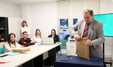 Tres ofertas para desarrollar la aplicación que facilitará la gestión de trámites y servicios