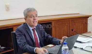 Walter Agosto advirtió sobre el endeudamiento de Santa Fe: "No hay urgencia financiera ni contexto favorable"