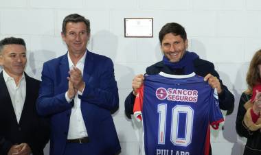 Pullaro inauguró obras de iluminación en el predio de la Liga Santafesina de Fútbol