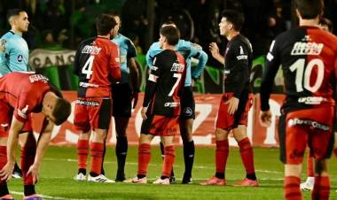 Colón cada vez más lejos del Reducido