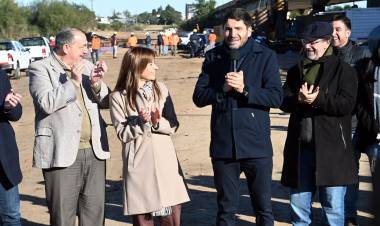María Luengo: “El nuevo puente Santa Fe - Santo Tomé es un logro del trabajo en equipo entre el intendente y el gobernador