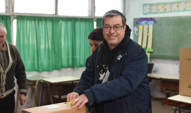 Germán Martinez votó en Rosario