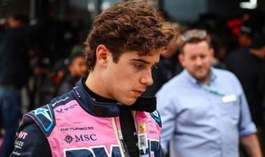 Colapinto no largó: tuvo problemas técnicos en el GP de Gran Bretaña antes de la partida