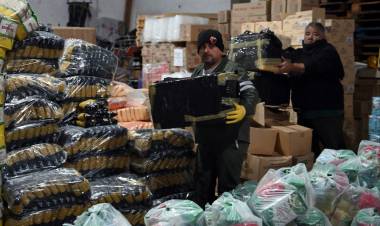 La Municipalidad entregó equipamiento a organizaciones sociales de la ciudad