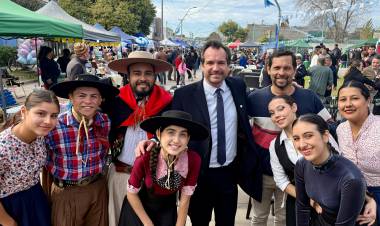 Santo Tomé celebró el Día de la Independencia con un emotivo acto y actividades para toda la comunidad