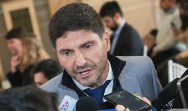 Pullaro: “Este es un día histórico para la provincia invencible de Santa Fe”