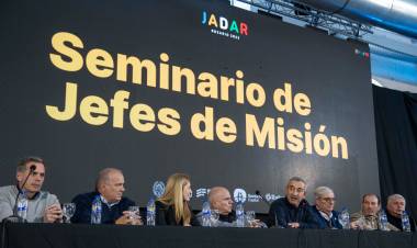 Juegos Jadar Rosario 2025: Javkin encabezó la apertura del Seminario de Jefes de Misión