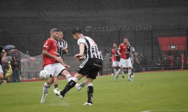 Colón y una dolorosa derrota ante Gimnasia de Mendoza