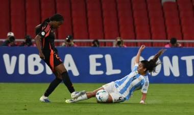 Por penales, Argentina cayó ante Colombia y se quedó afuera de la Copa América Femenina