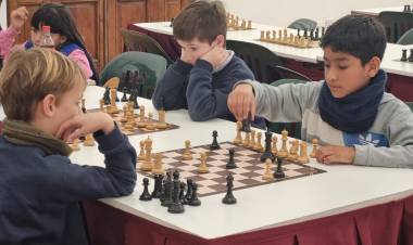Más 2.000 estudiantes de toda la provincia participan del Campeonato de Ajedrez Escolar