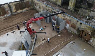 Cárcel de Coronda: Provincia comenzó a montar los nuevos pabellones de aislamiento