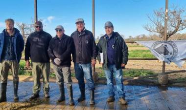 Comenzó el recorrido de tambos en el 8° Concurso de Vacas a Campo